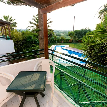 Classic 3* Hersonissos (Crete)