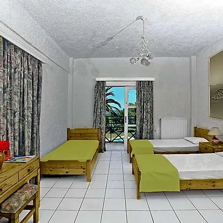 Classic 3* Hersonissos (Crete)