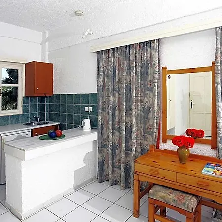 Aparthotel Classic Hersonissos (Crete)