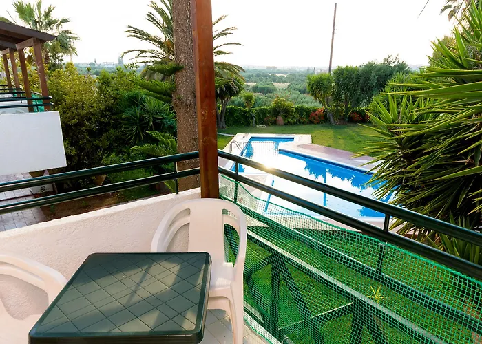 Classic 2* Hersonissos (Crete)