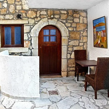 Classic Aparthotel 2*